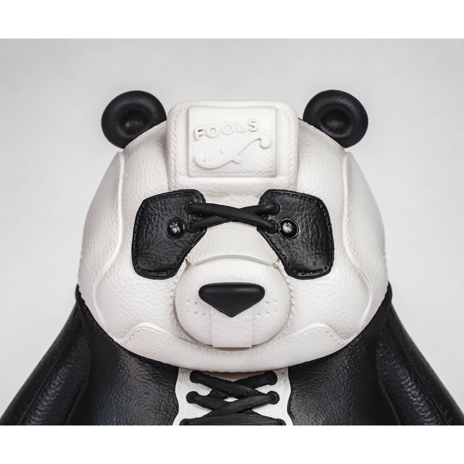 Fools Paradise - KAKKOII TAIKETSU // PANDA